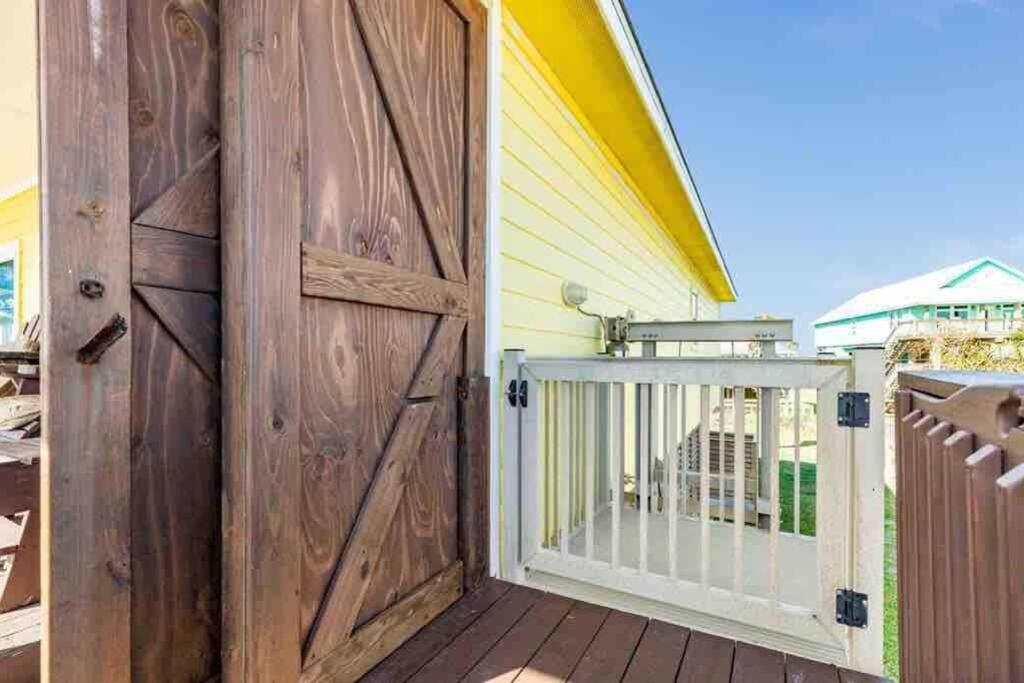 Beach House With Ocean View Surfside Beach Dış mekan fotoğraf