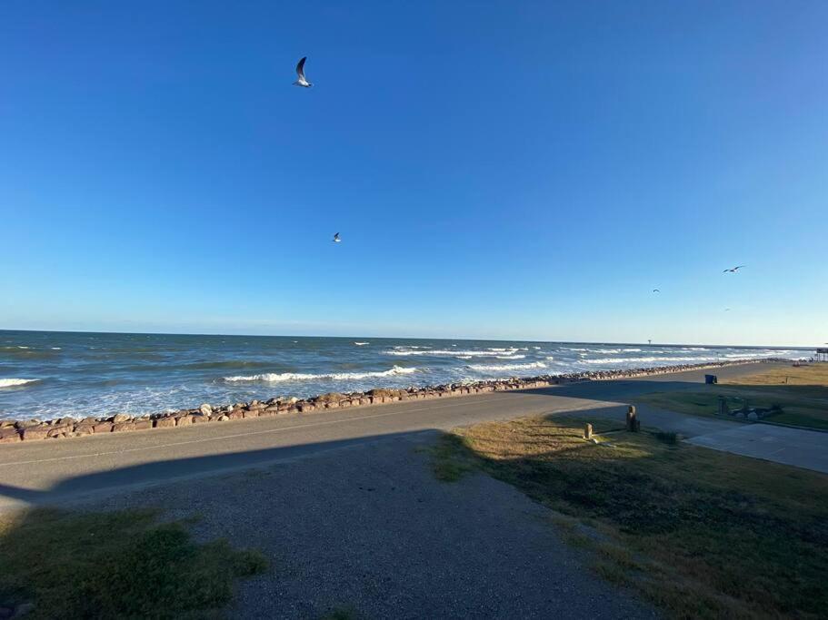Beach House With Ocean View Surfside Beach Dış mekan fotoğraf